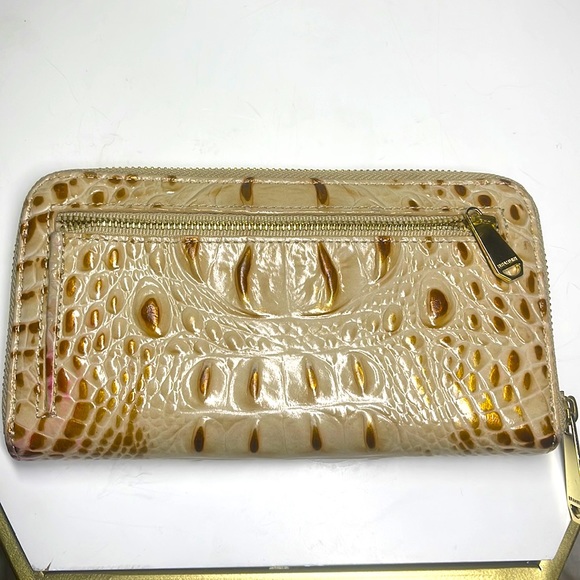 Brahmin Alligator Skinned Wallet - Picture 2 of 8